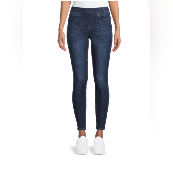 Signature by Levi Strauss & Co. Gold Label Women's Pull-On Super Skinny - Picture 1 of 6